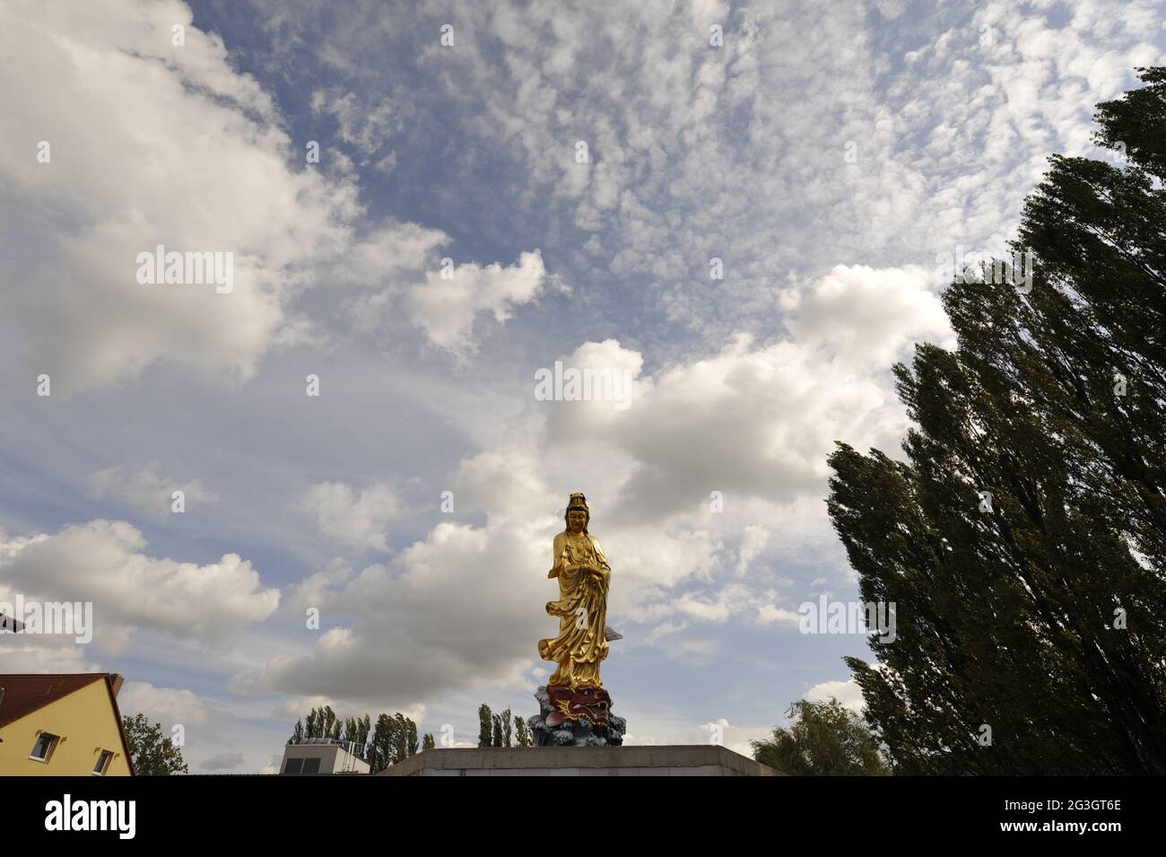 Statua di Avalokiteshvara Bodhisattva in Pagodas Vien Giac Hannover 2014 Foto Stock