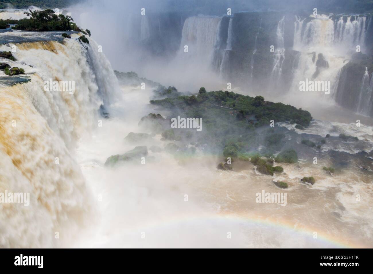 Iguacu (Iguazu) cade su un confine tra Brasile e Argentina Foto Stock