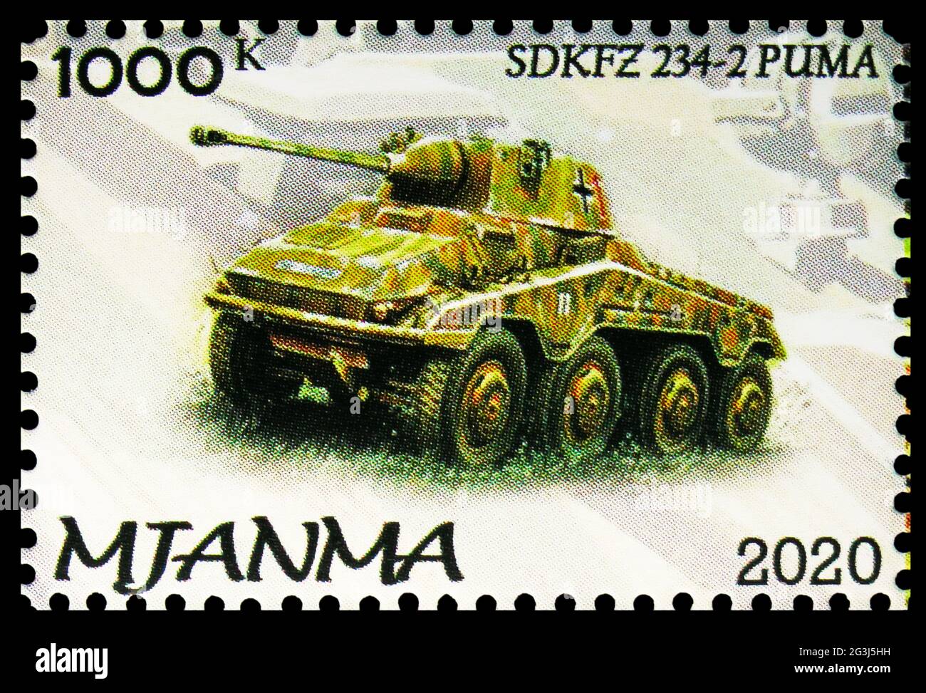 MOSCA, RUSSIA - 17 APRILE 2021: Francobollo stampato a Cinderellas mostra SDKFZ 234-2 Puma, Myanmar serie, circa 2020 Foto Stock