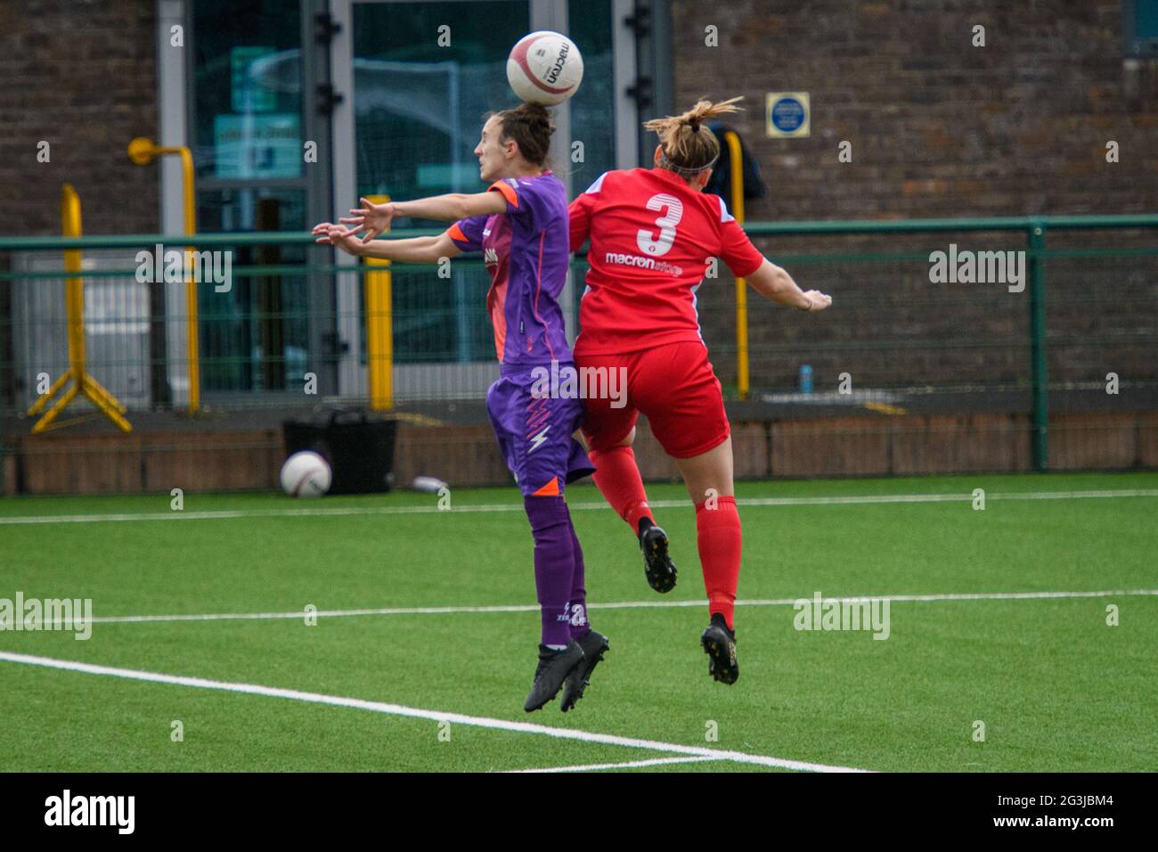 Ystrad Mynach, Galles 16 maggio 2021. Orchard Welsh Premier Women's League match tra Cascade Youth Club Ladies e Abergavenny Women. Foto Stock