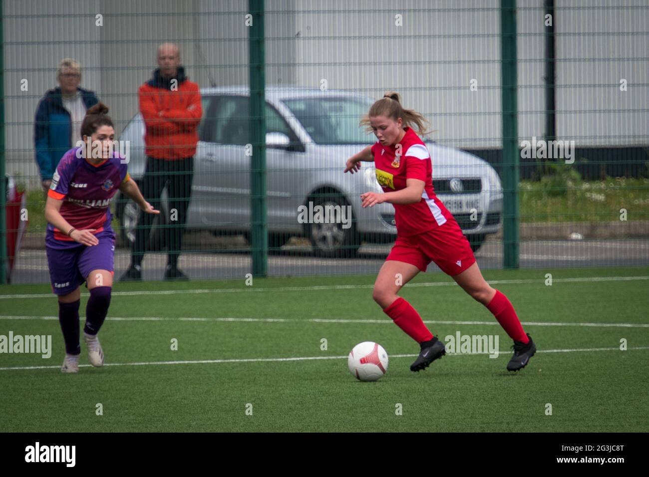 Ystrad Mynach, Galles 16 maggio 2021. Orchard Welsh Premier Women's League match tra Cascade Youth Club Ladies e Abergavenny Women. Foto Stock