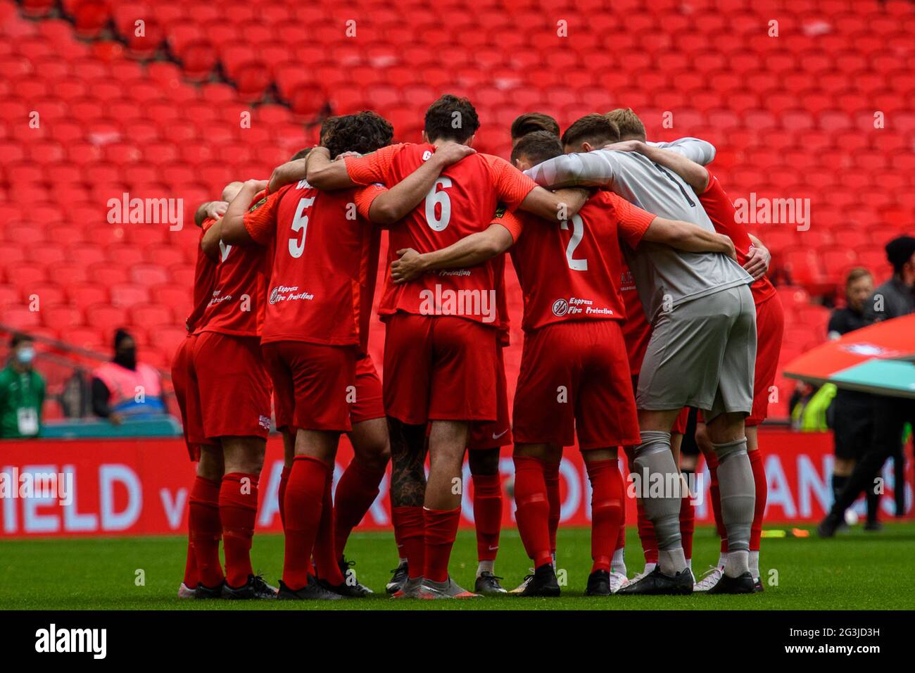 Londra, Inghilterra 22 maggio 2021. La Buildbase fa Vase Final tra il Binfield FC e il Warrington Rylands 1906 ha giocato al Wembley Stadium. Foto Stock