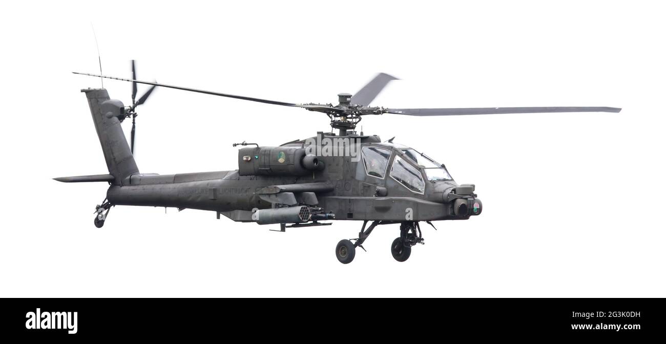 LEEUWARDEN, PAESI BASSI - giu 11, 2016: Boeing AH-64 attacco Apache elicottero volando una demo durante il Royal Netherlands Air Foto Stock