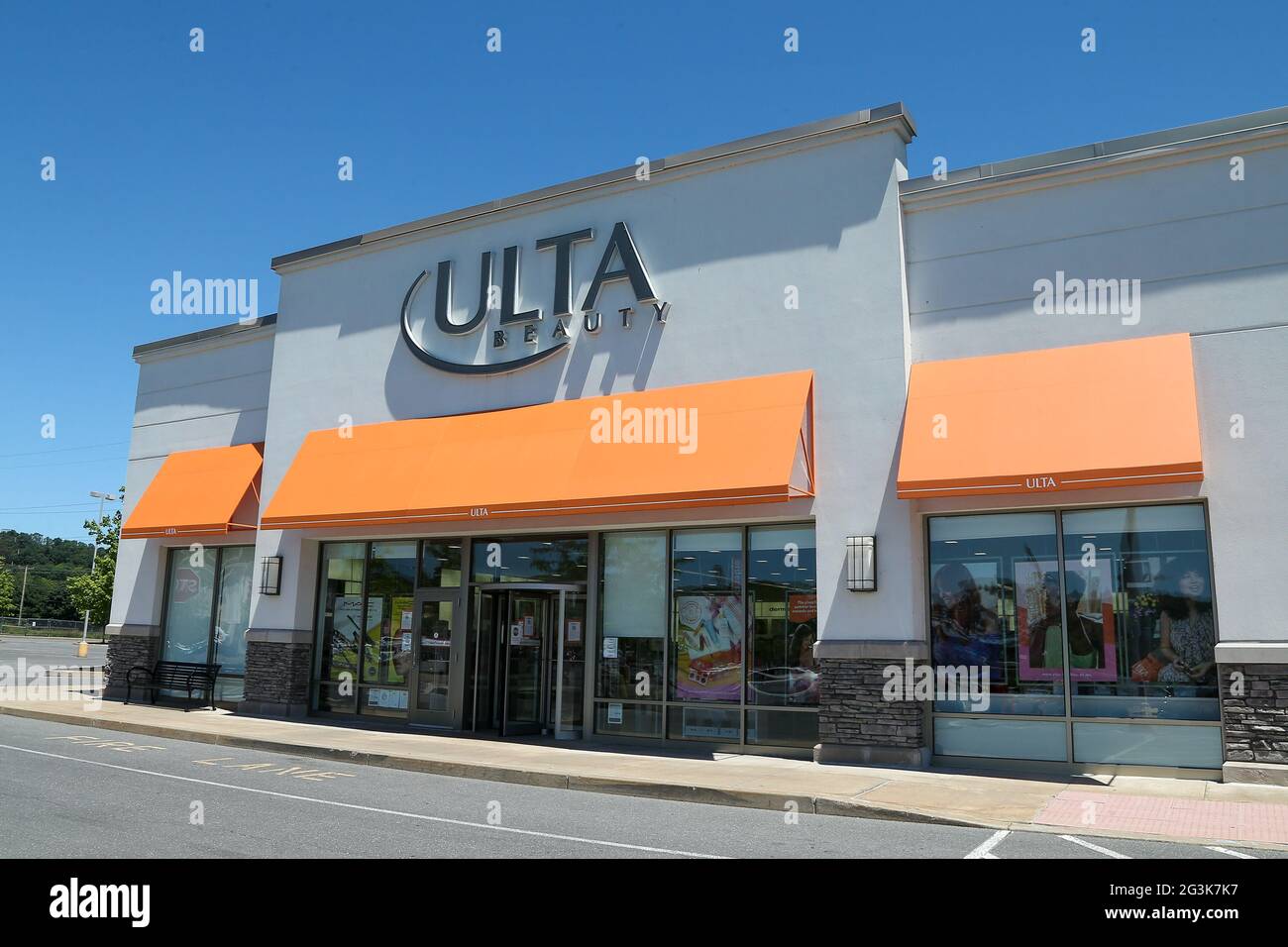 Un negozio di bellezza Ulta è visto al mercato di Monroe in Pennsylvania. Foto Stock