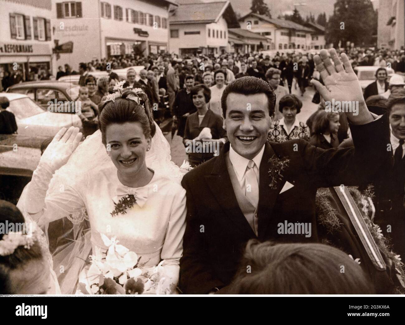 Schnelldorfer, Manfred, * 2.5.1943, atleta tedesco (pattinatore), con sposa Gabriele Zieseniss, DIRITTI-AGGIUNTIVI-AUTORIZZAZIONE-INFORMAZIONI-NON-DISPONIBILI Foto Stock