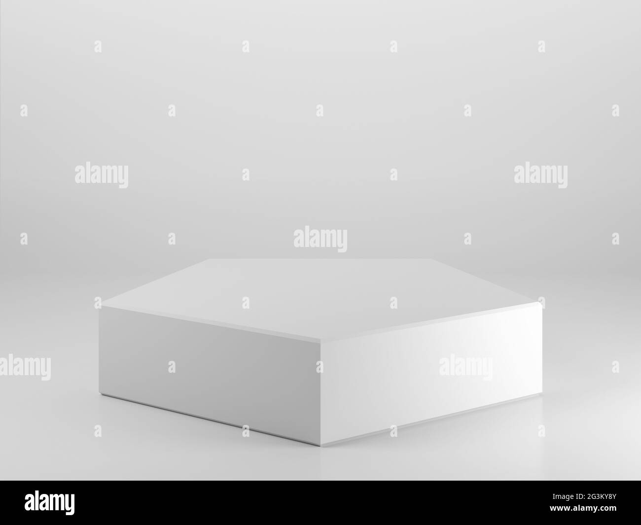 Bianco podio vuoto a forma di pentagono estruso per qualsiasi presentazione di prodotti è in una sala studio bianco, rappresentazione 3d illustrazione Foto Stock