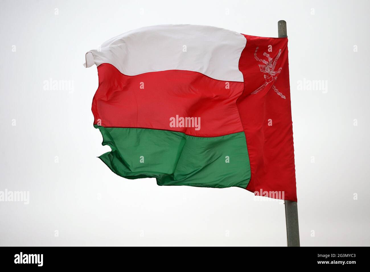 '20.02.2021, Riad, Riyadh, Arabia Saudita - bandiera nazionale di Oman. 00S210220D1065CAROEX.JPG [RELEASE DEL MODELLO: NO, RELEASE DELLA PROPRIETÀ: NO (c) caro images / B Foto Stock