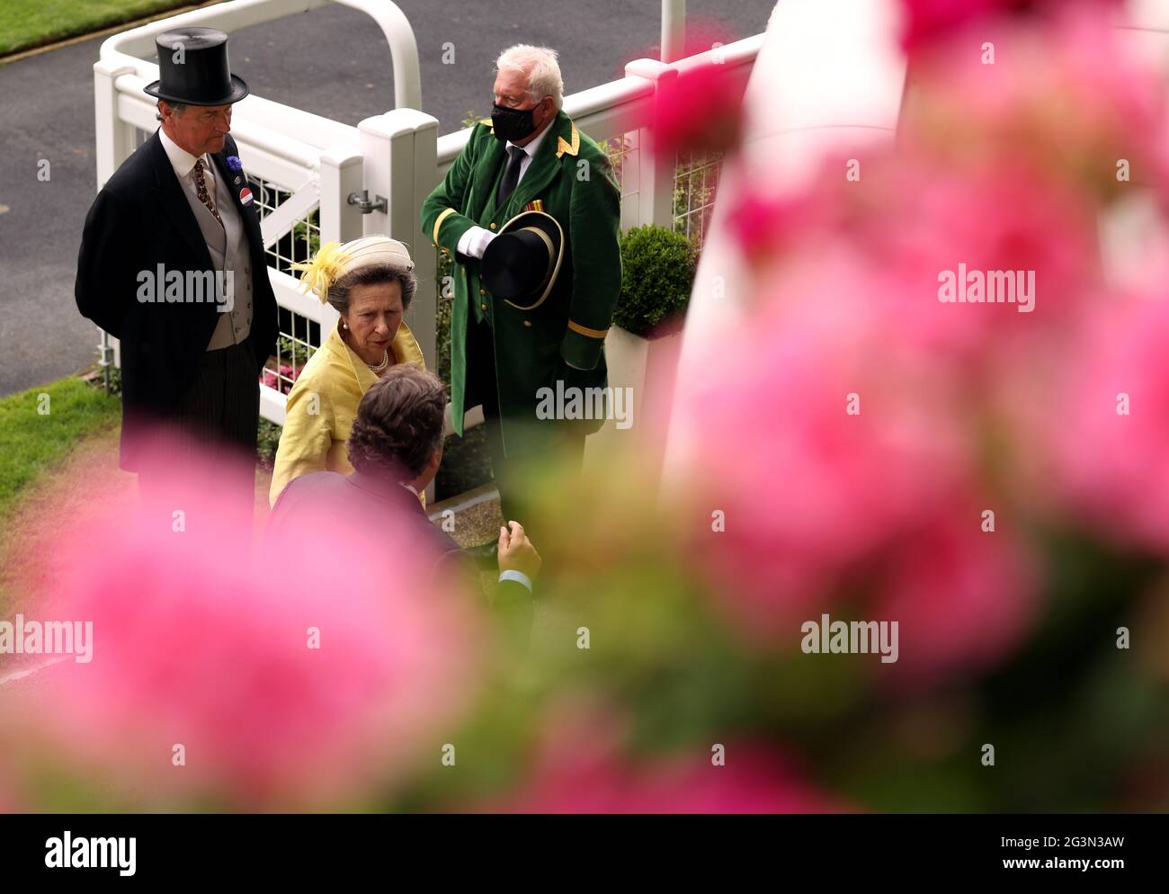 La principessa reale arriva per il terzo giorno di Ascot reale all'Ippodromo di Ascot. Data immagine: Giovedì 17 giugno 2021. Foto Stock