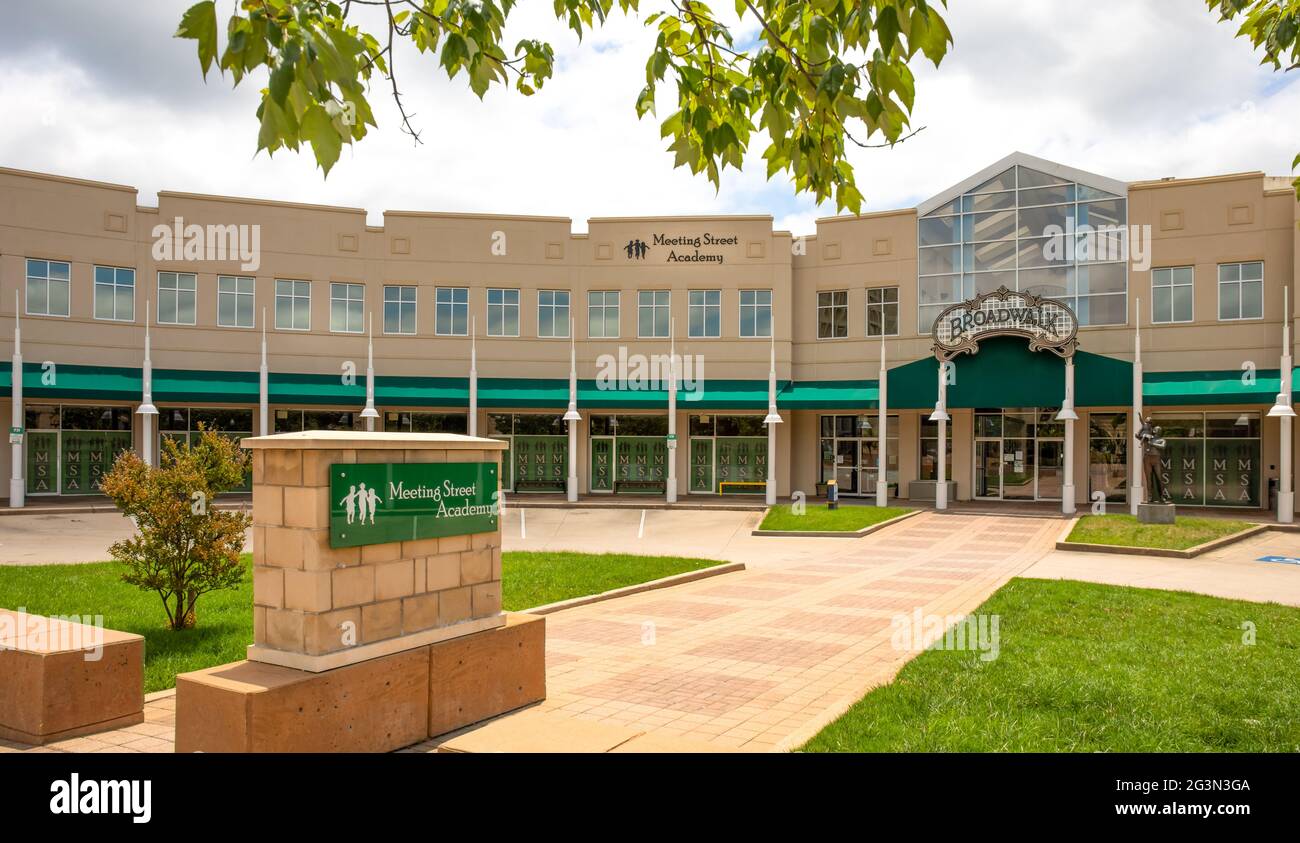 SPARTANBURG, SC, USA-13 GIUGNO 2021: La Meeting Street Academy è una filiale della scuola di Charleston che serve studenti di età compresa tra i 3-4 e il 5° grado. Foto Stock