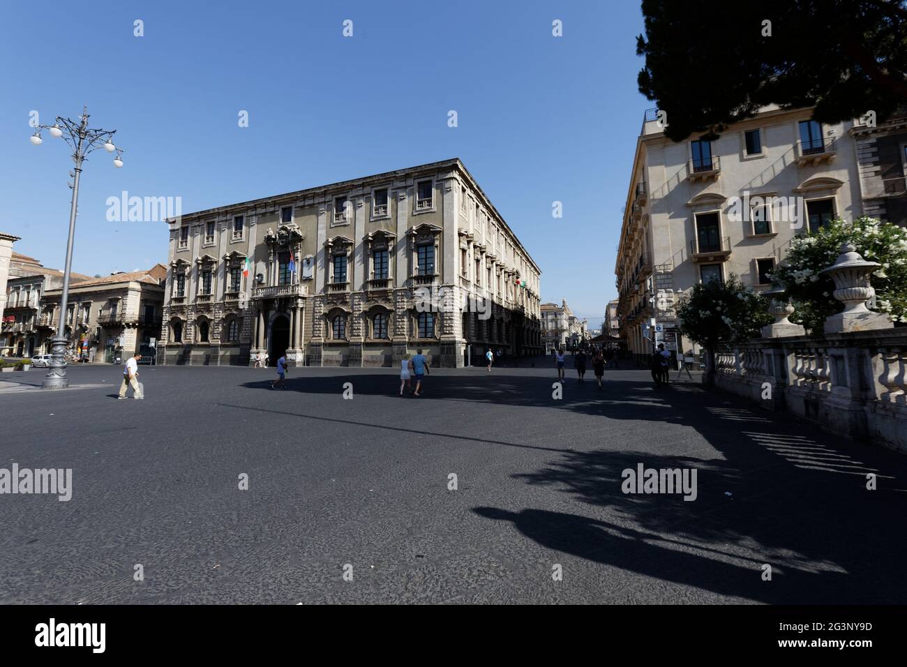 Piazza del Duomo con Palazzo degli Elefanti - Catania Italia Foto Stock