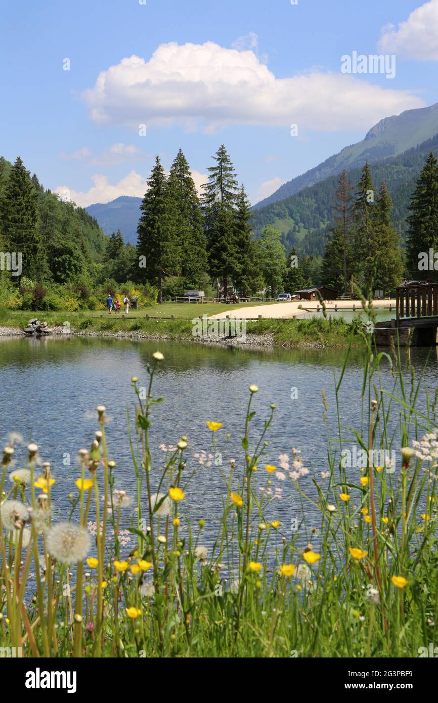 Lac de pêche de Pontet. Les Contamines-Montjoie. Alta Savoia. Auvergne-Rhône-Alpes. Francia. Foto Stock