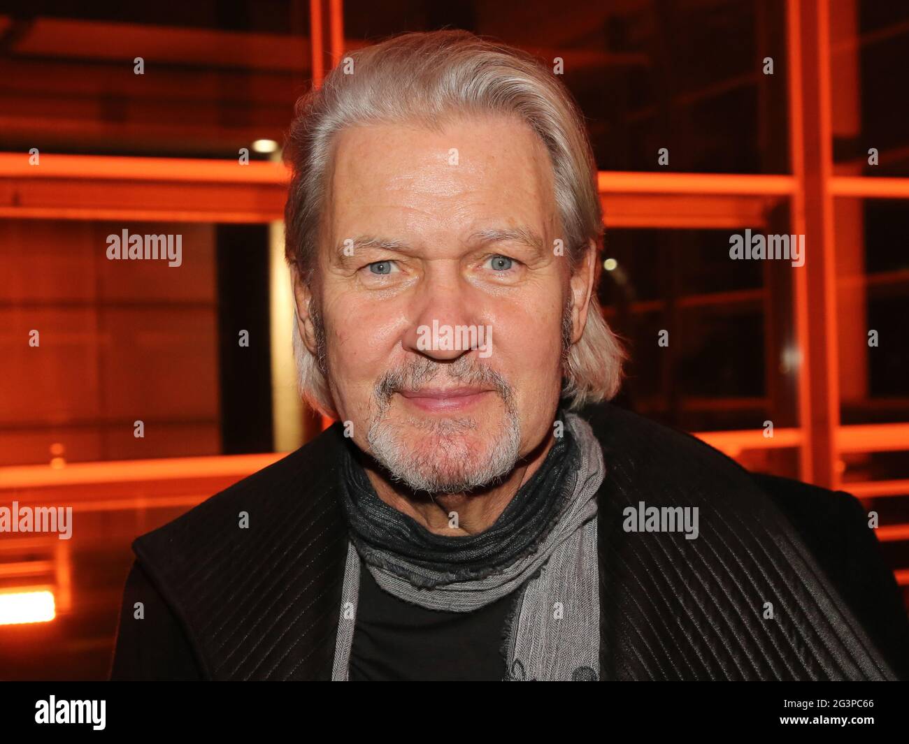 Cantante e compositore irlandese Johnny Logan il 25° JosÃ© Carreras Gala il 12 dicembre 2019 a Lipsia Foto Stock