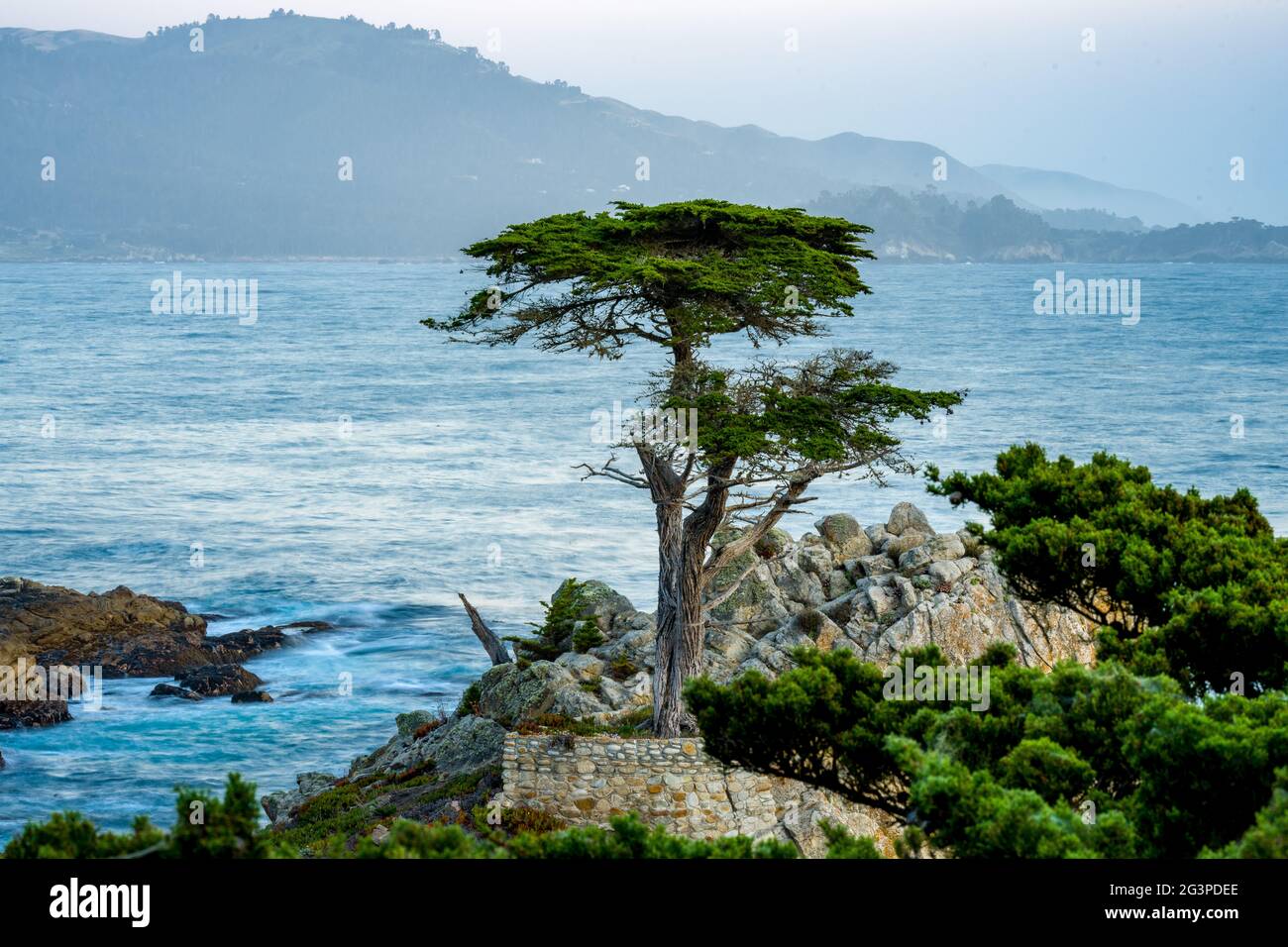 17 km circa da Pebble Beach intorno al tramonto Foto Stock