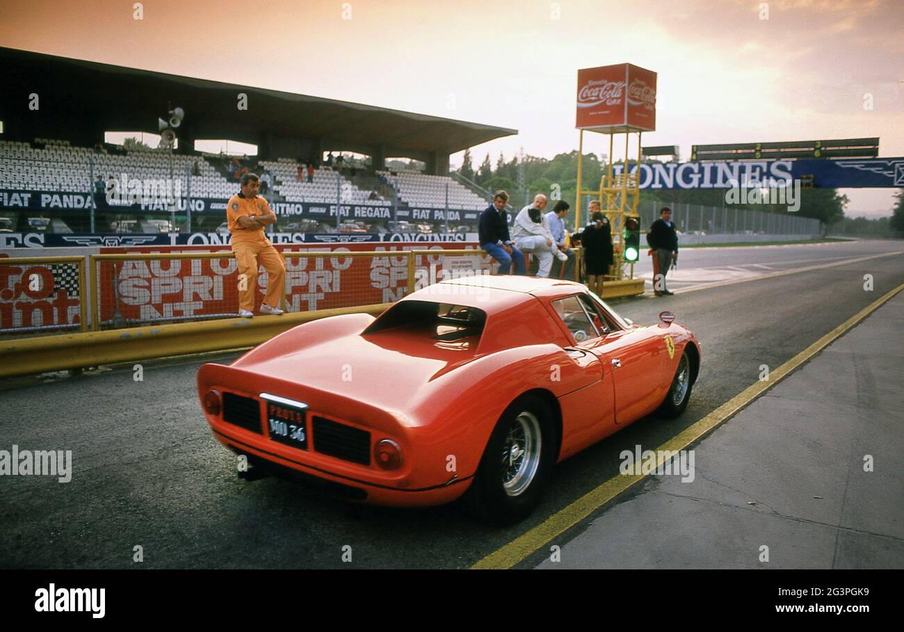 Ferrari 250 LM al 40° anniversario della Ferrari all'Autodromo Dino Ferrari Imola Italia 1987 ottobre Foto Stock