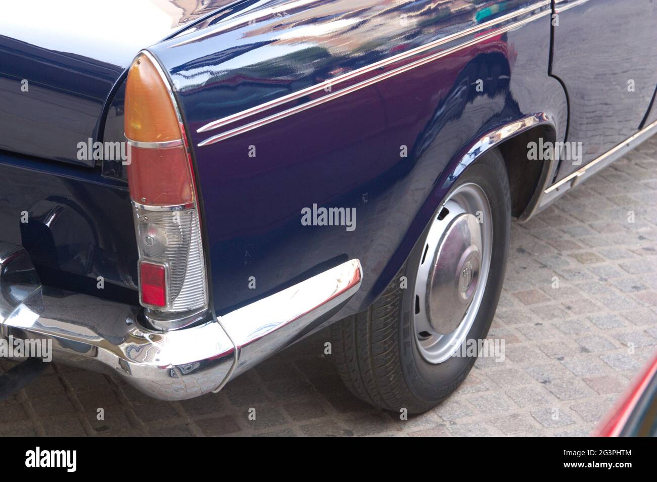 2016. Valencia, Spagna. Particolare della parte posteriore di un vecchio modello di automobile 1500 prodotto fino al 1972 dal SEDILE di marca di automobile Foto Stock