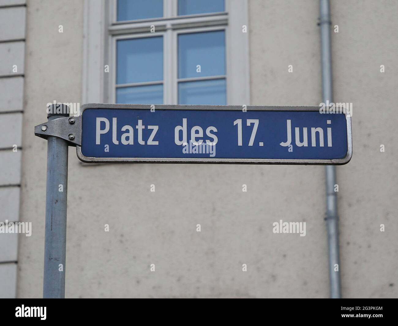 Cartello stradale il 17 giugno a Magdeburgo Foto Stock