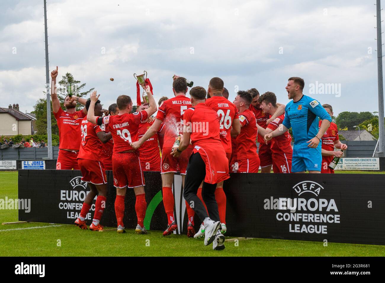 Caernarfon, Galles 29 maggio 2021. JD Cymru Premier UEFA Europa Conference League play-off finale tra Caernarfon Town e Newtown AFC. Foto Stock