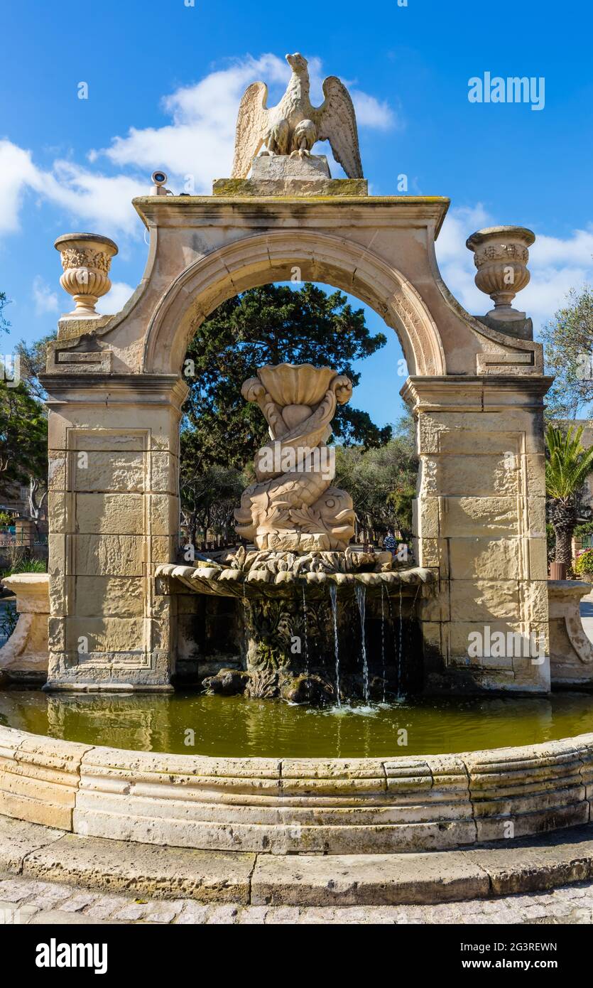 Malta Valletta, Floriana: I Giardini del Centro commerciale - Malta verde - fontana, luoghi romantici, Foto Stock
