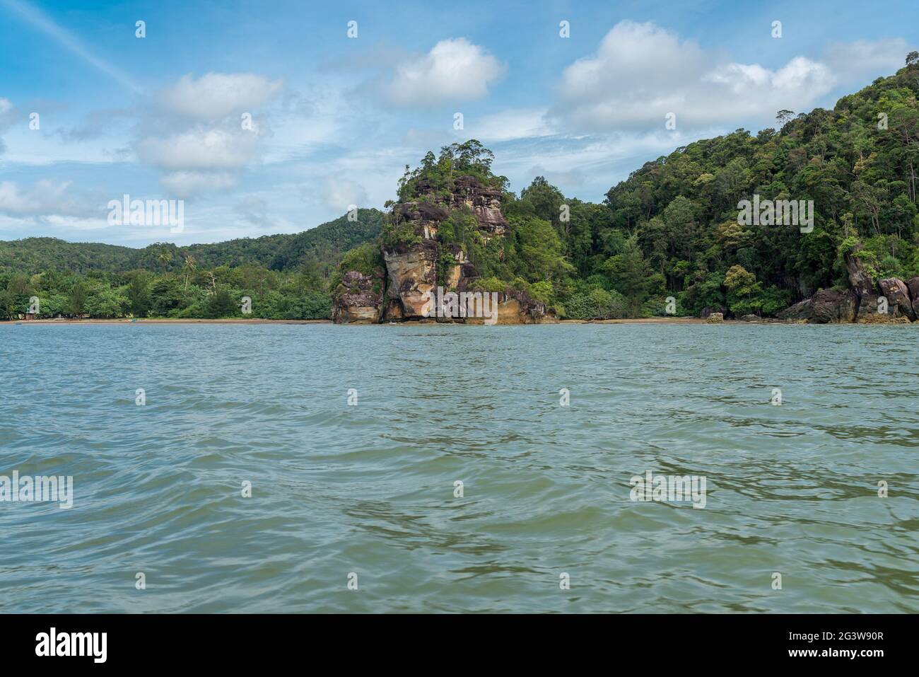 La costa del Parco Nazionale di Bako nello stato malese di Sarawak sul Borneo Foto Stock