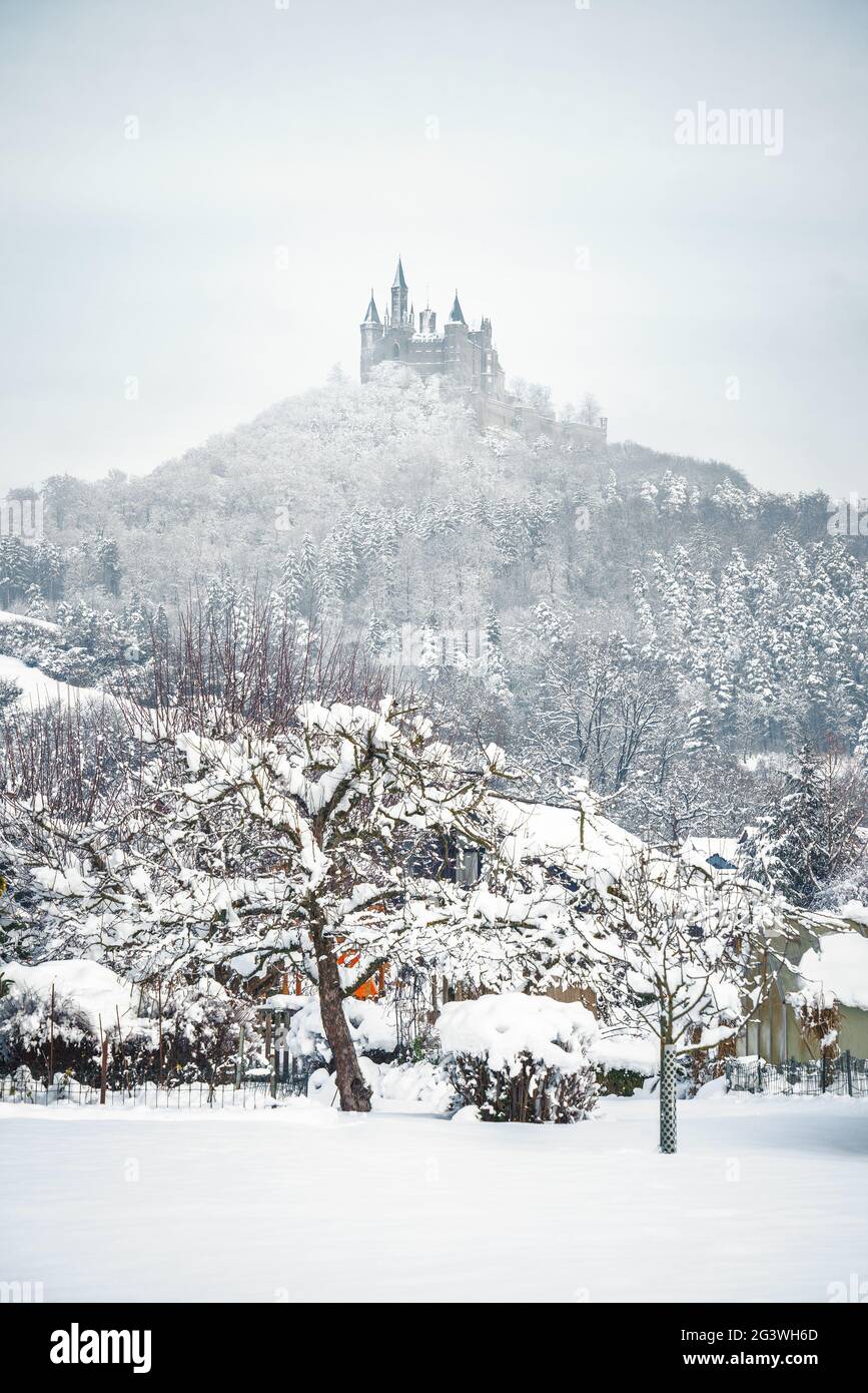 Castello Hohenzollern in Germania da neve inverno Foto Stock
