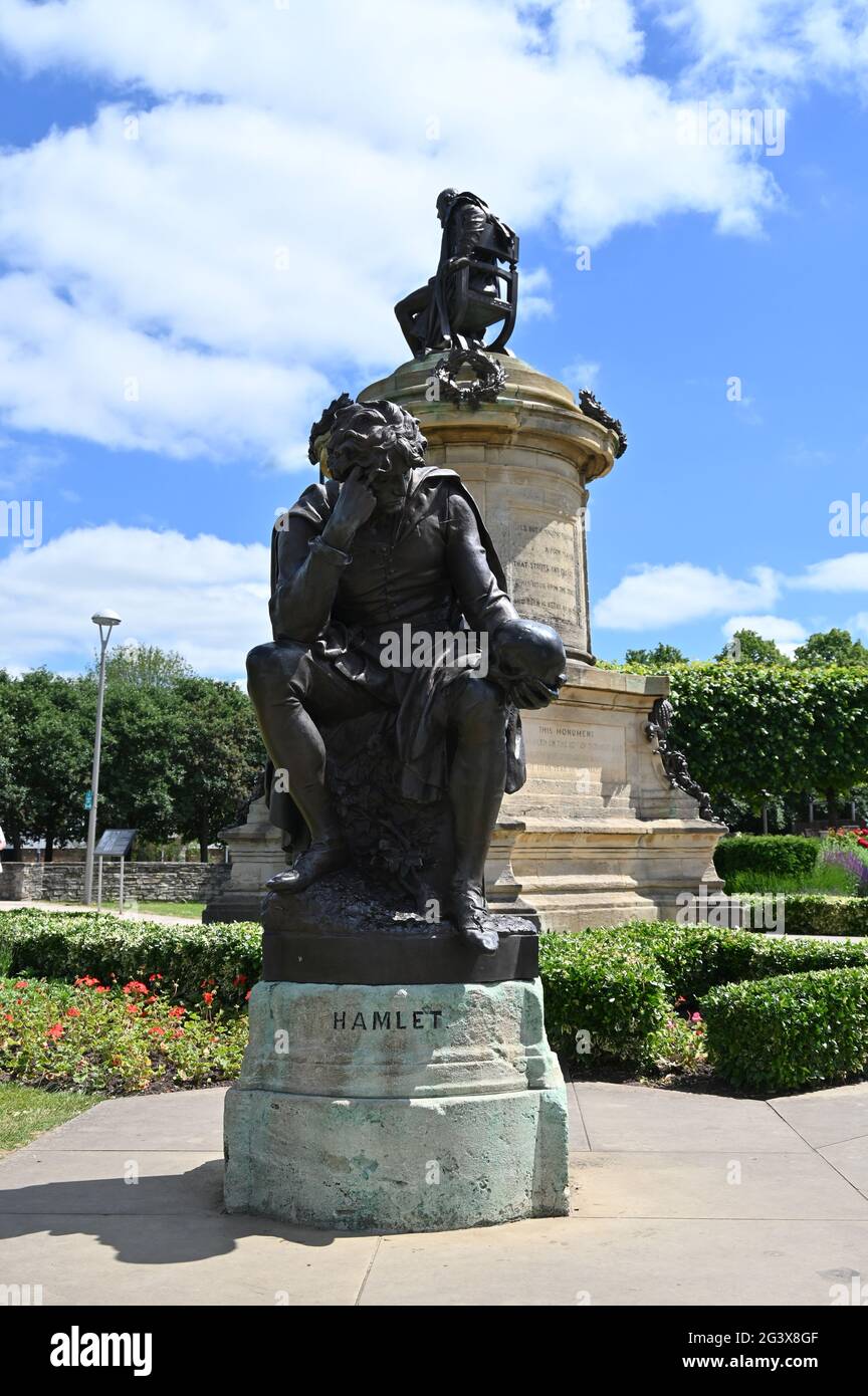 Statua di frazione in Bancroft Gardens vicino al Gower Memorial nella città del Warwickshire di Stratford Upon Avon Foto Stock