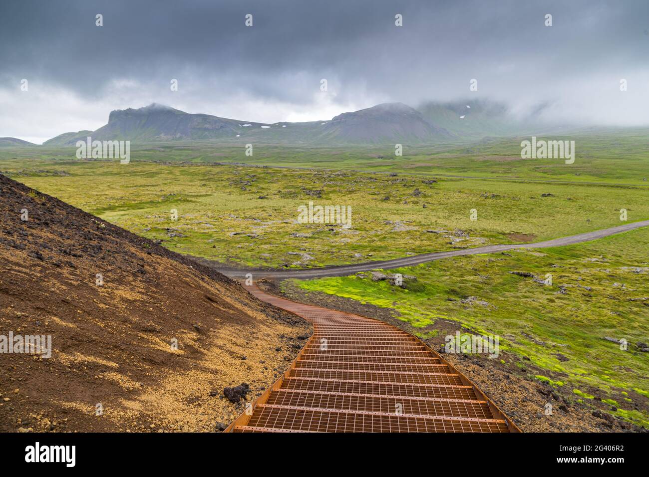 Salita al cratere Sassholl nel sud dell'Islanda Foto Stock