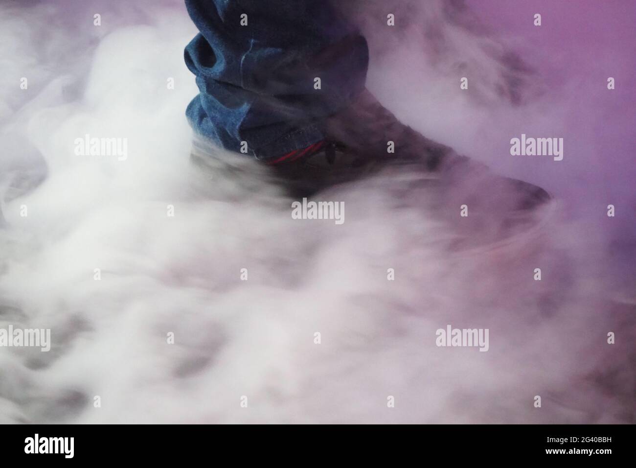 BPM 2019 - The Show for DJ, Nike Air Max Trainer circondati da ghiaccio secco e rapido Foto Stock