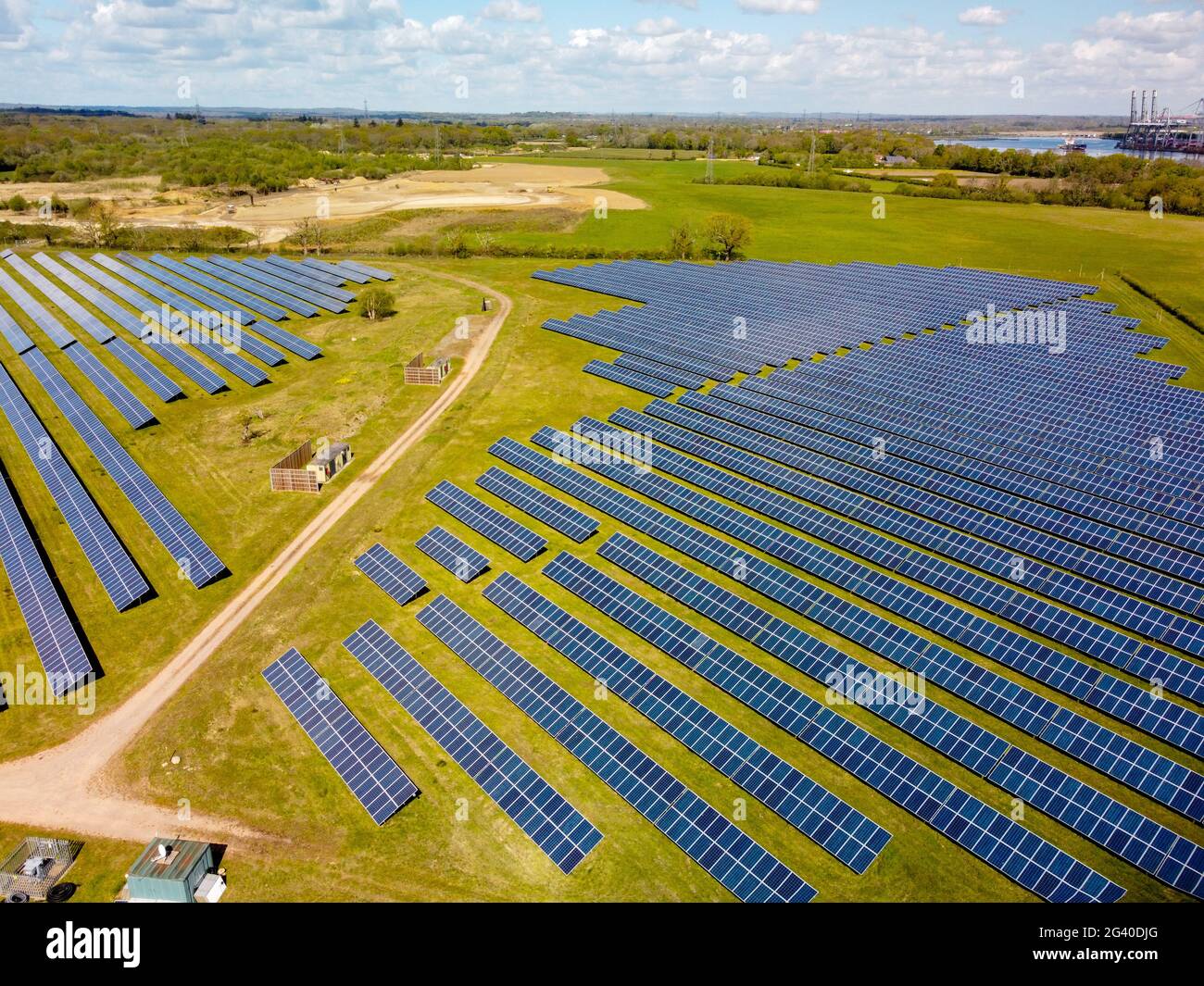 Fattoria di energia solare in Hamphire, Inghilterra Foto Stock