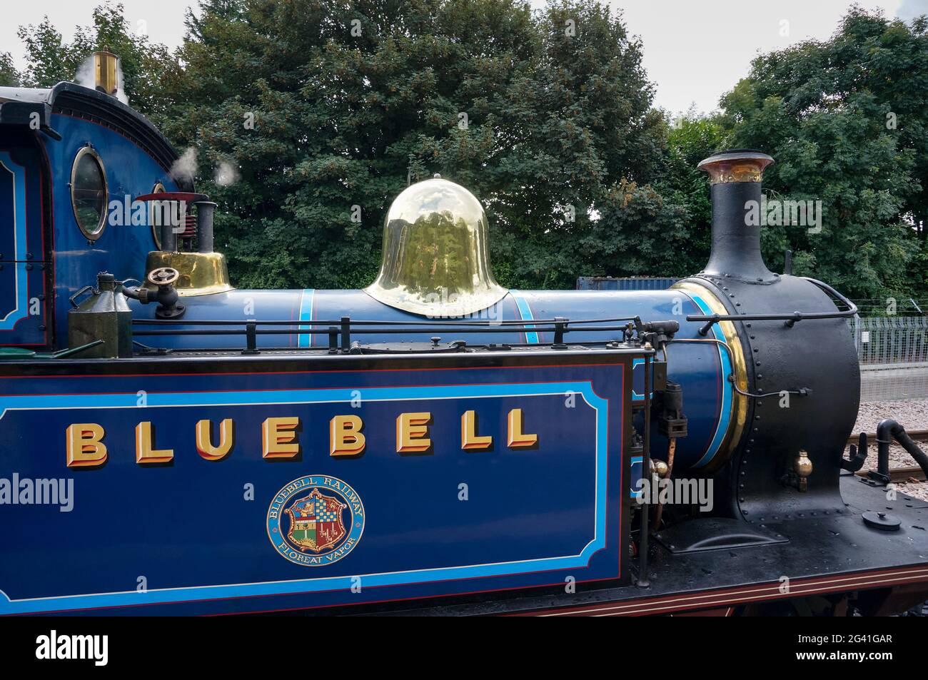 Bluebell motore a vapore in East Grinstead Foto Stock