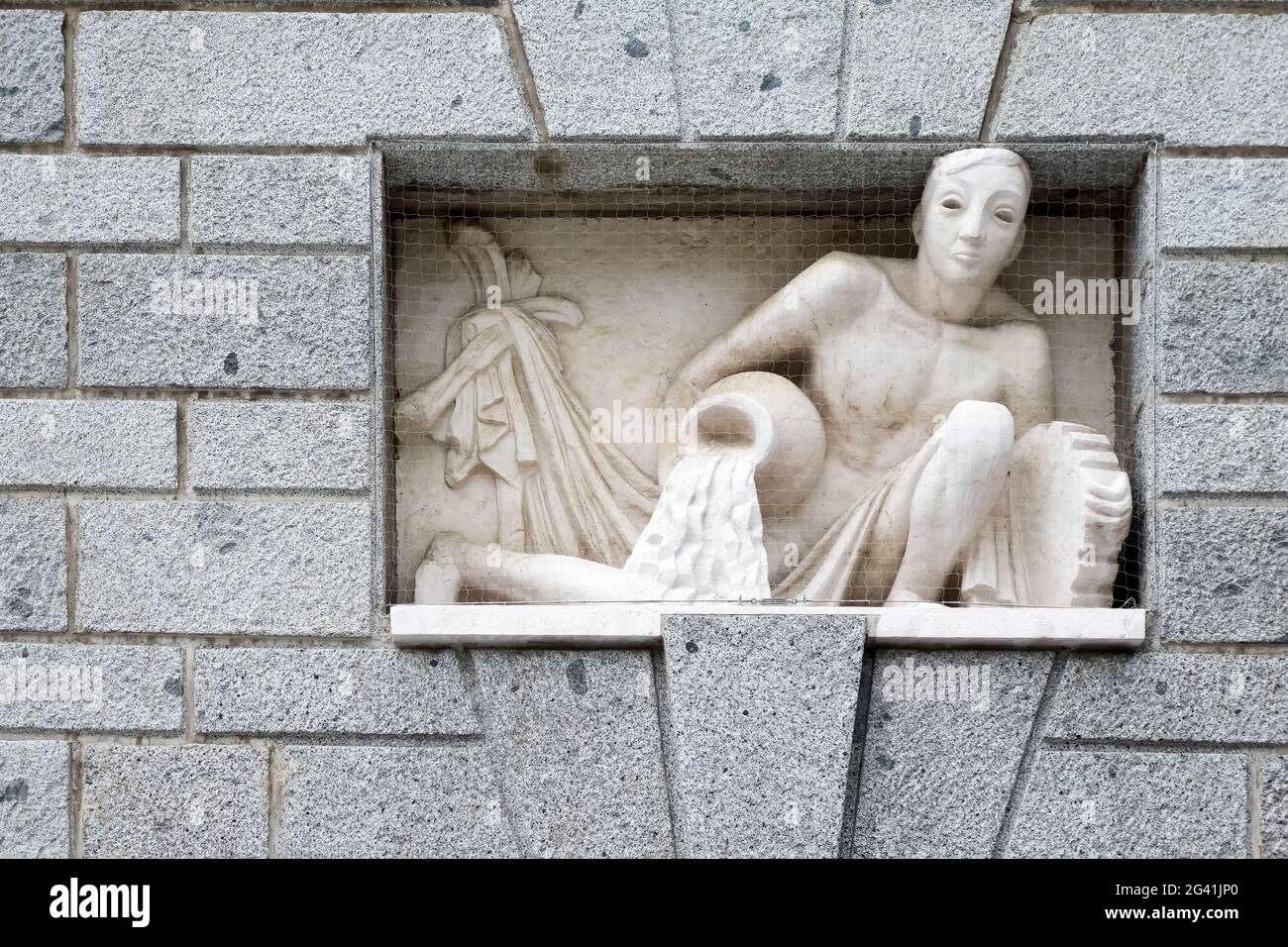 Set di scultura in un muro di Bergamo Foto Stock