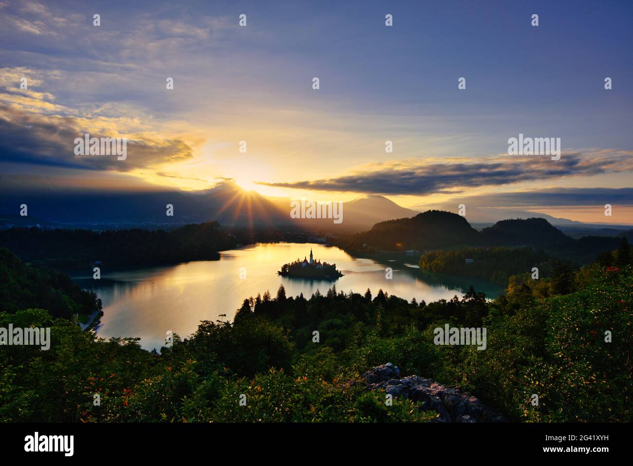 Lago Bled mattina scatto da Ojstrica spot Foto Stock