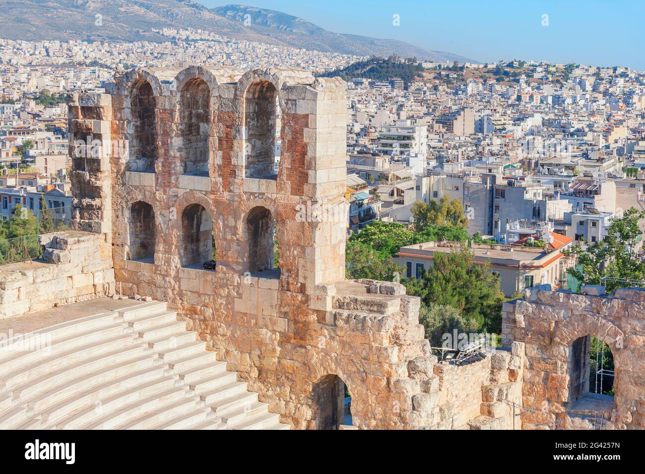 Odeon di Erode Attico al pendio sud dell Acropoli di Atene, Grecia, Europa Foto Stock