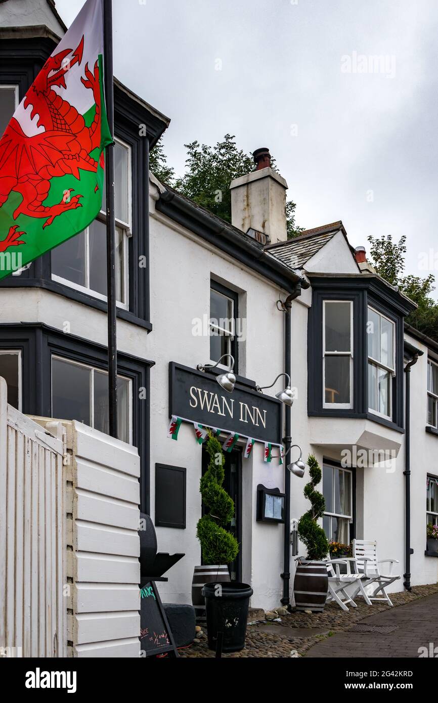 LITTLE HAVEN, PEMBROKESHIRE/UK - 12 settembre : Vista di The Swan Inn a Little Haven Pembrokeshire il 12 settembre, 2019 Foto Stock