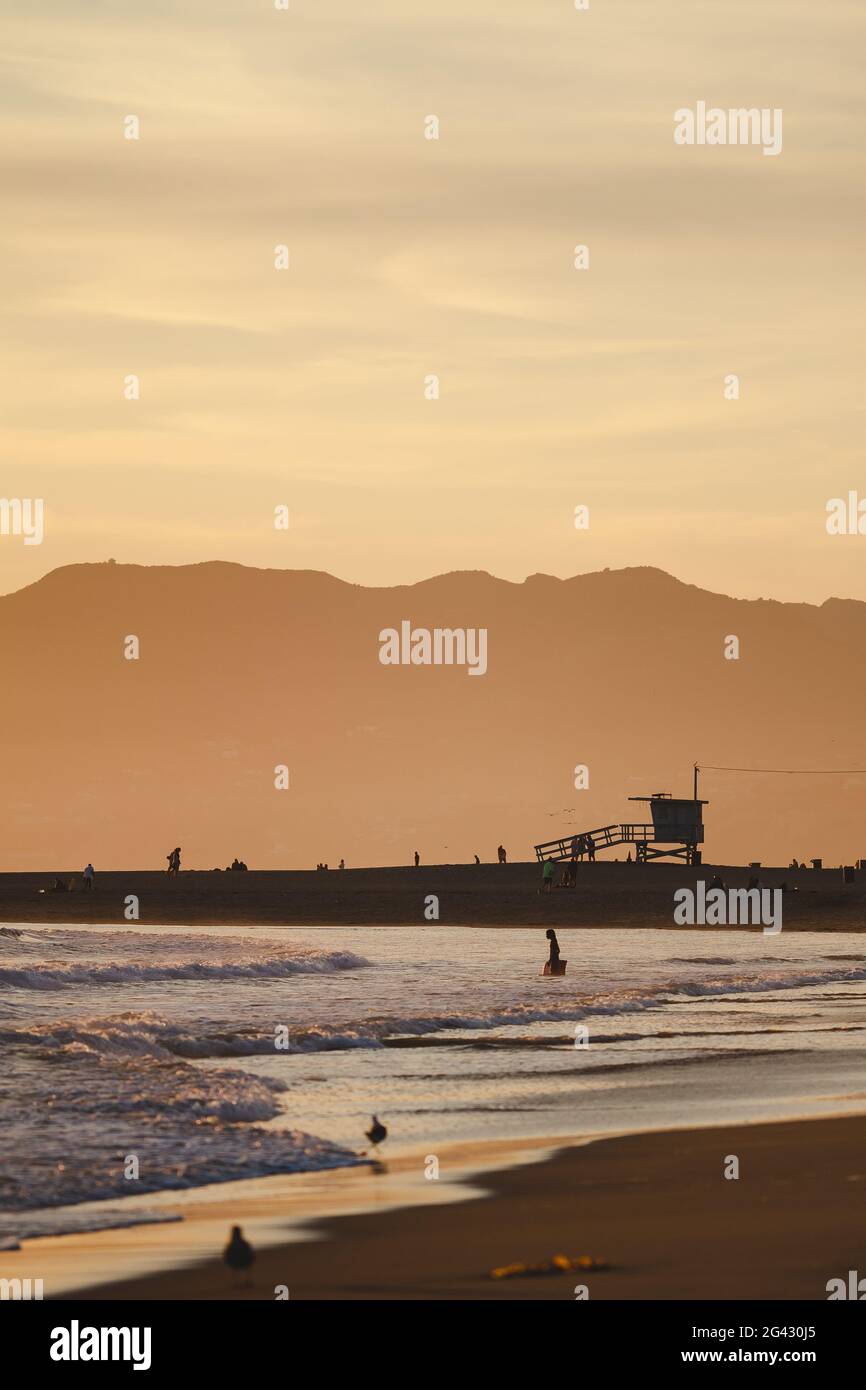 Ora d'oro sulla spiaggia di Santa Monica, LOS ANGELES Foto Stock