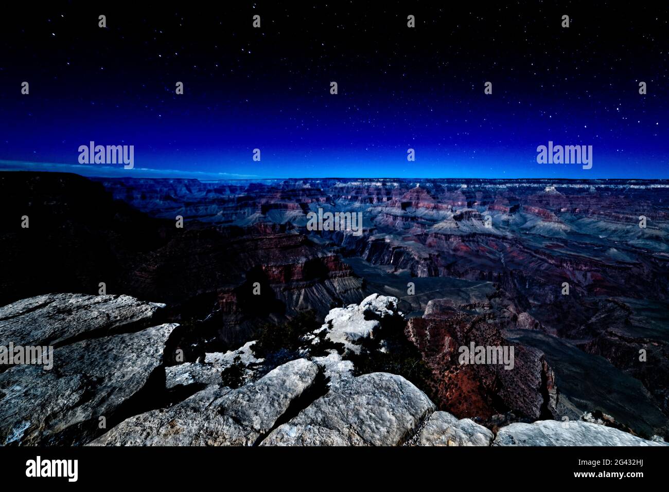 Cielo stellato sul maestoso canyon, Arizona, Stati Uniti Foto Stock