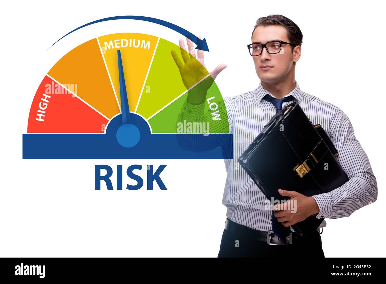 Uomo d'affari nel concetto di gestione e di misurazione del rischio Foto Stock