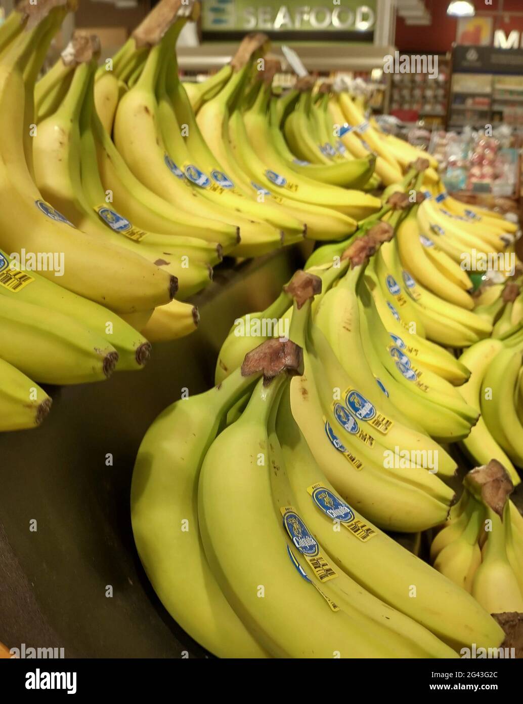 Banane Chiquita nel mercato Foto Stock