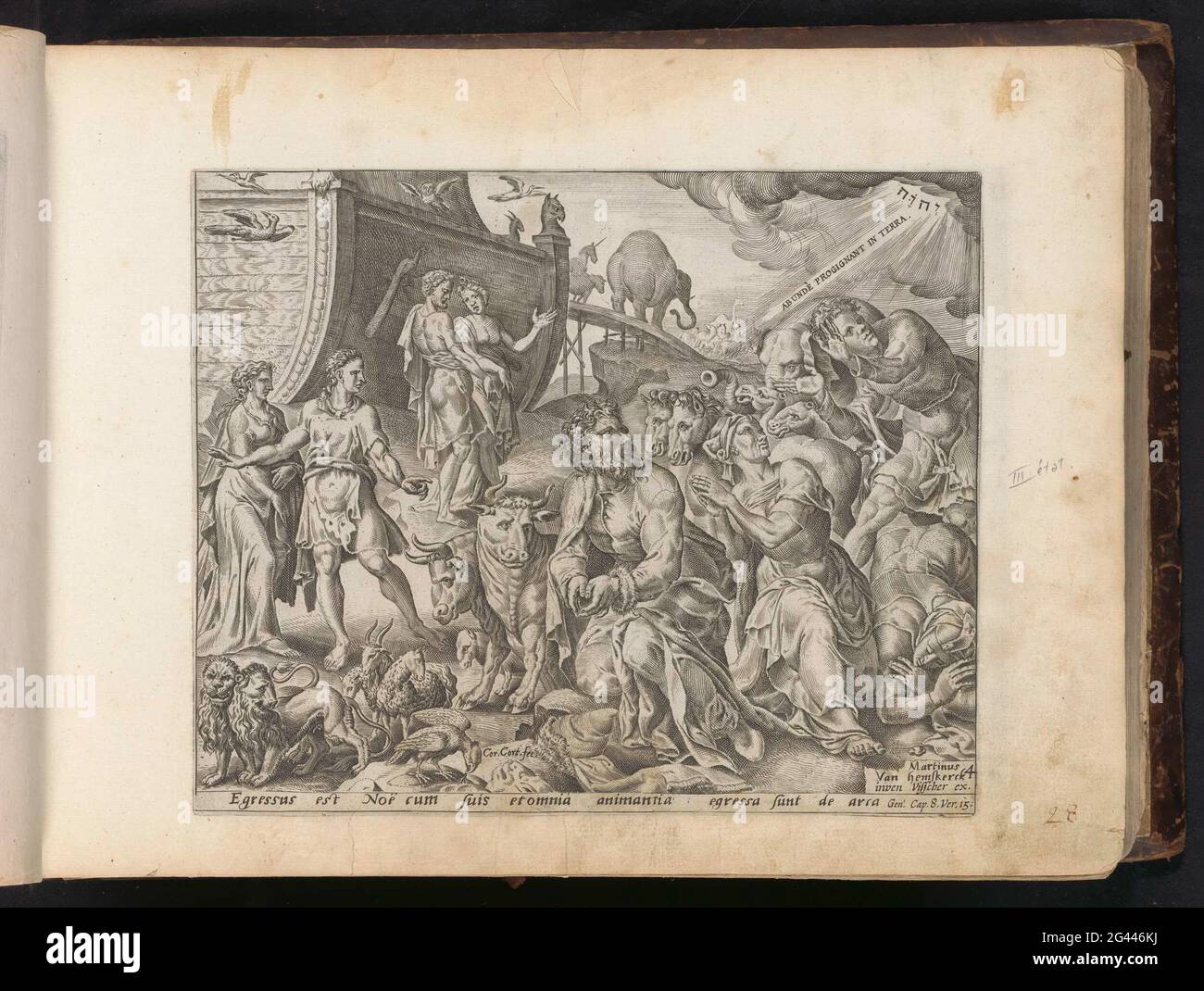 Noè deve Dio per il salvataggio dell'Arca; da Noè e dal Diluvio; Storia di Noè; Den Grooten Figuer Bibel (...). Noè e la sua famiglia si inginocchiano sul pavimento e guardano al tetragramma, il simbolo di Dio (un cerchio luminoso con le lettere ebraiche per Yahweh) sopra di loro in una nuvola. Sulla parte posteriore sinistra dell'arca, da cui gli animali vanno a terra su un passerella. In fondo ad un riferimento al testo della Bibbia in Genesi 7:10 in latino. Questa stampa fa parte di un album. Foto Stock