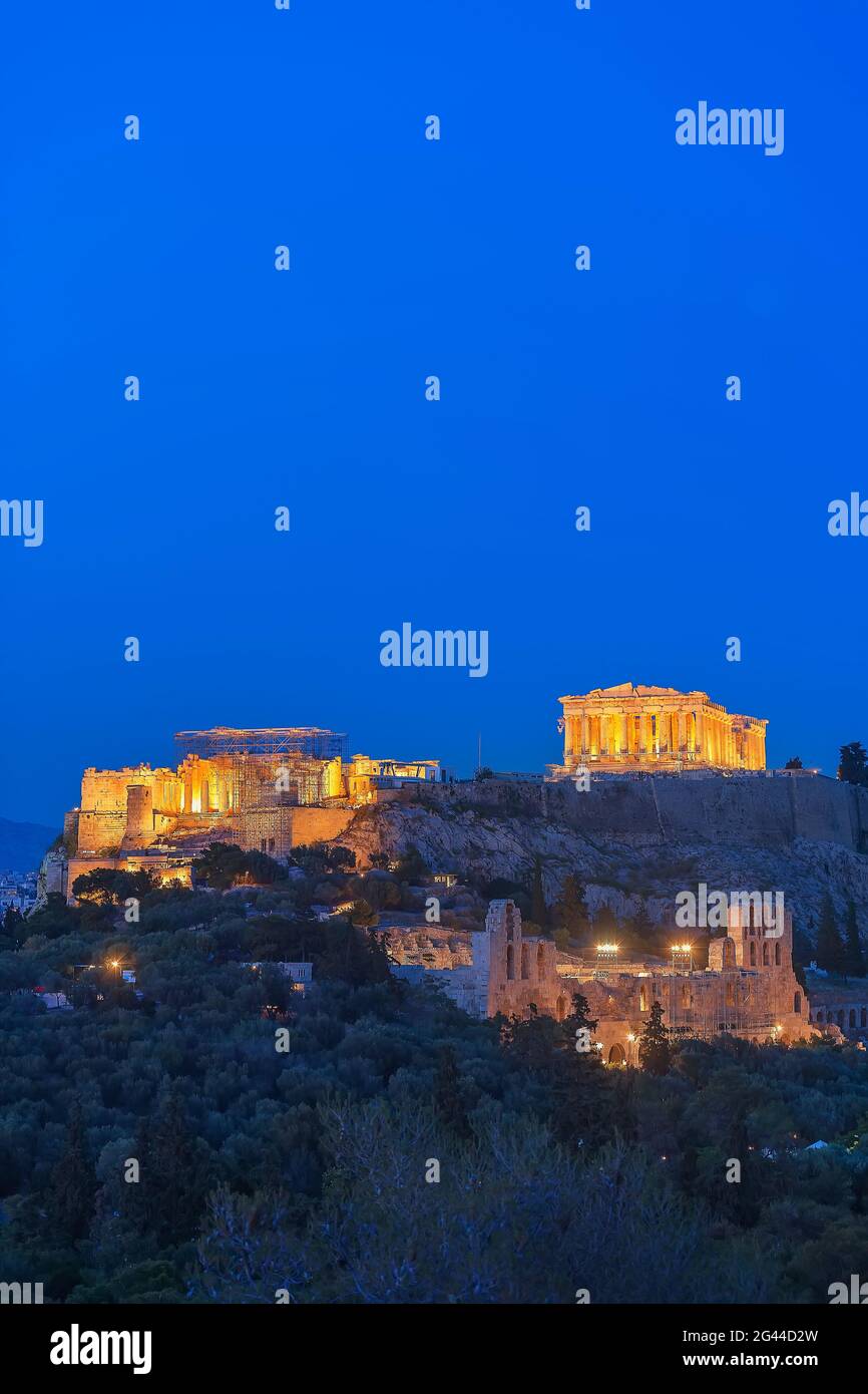 Vista dell'Acropoli di notte, Atene, Grecia, Europa Foto Stock