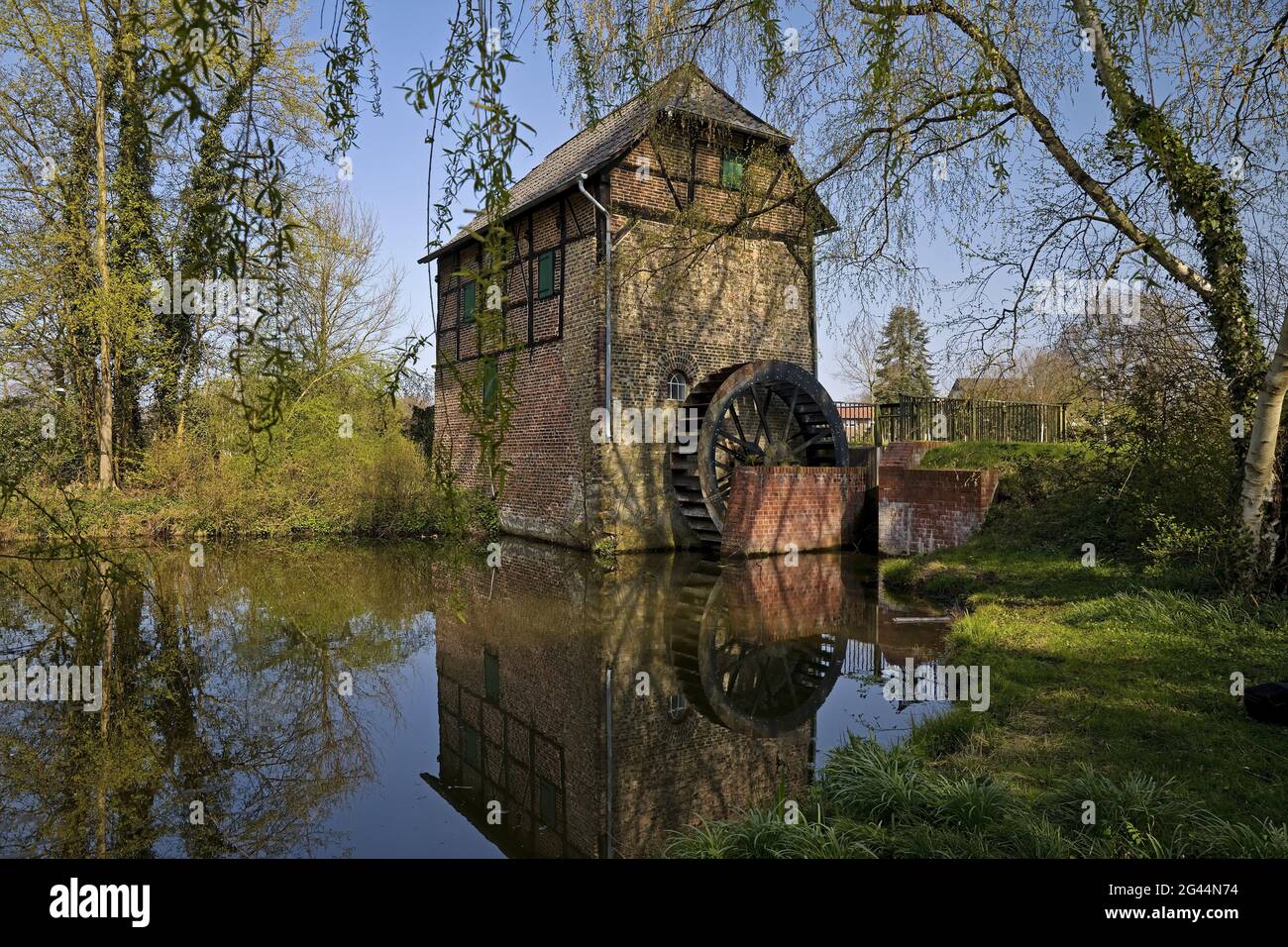 Il mulino ad acqua superiore, Schermbeck, il basso Reno, la zona della Ruhr, la Renania settentrionale-Vestfalia, Germania, Europa Foto Stock