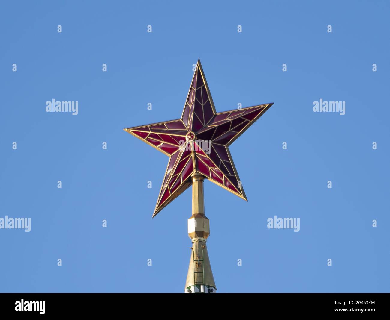 Stella rubino sulla guglia della Torre Spasskaya del Cremlino di Mosca Foto Stock