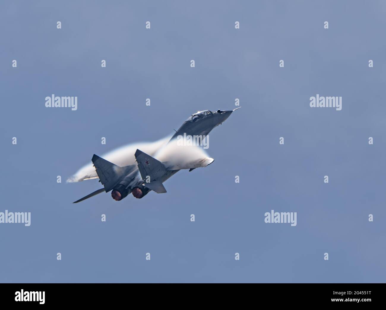 Mosca Russia Zhukovsky Airfield 31 agosto 2019: Volo dimostrativo mig-29 per il perfezionamento dell'aerobatic Aerospace internazionale Foto Stock