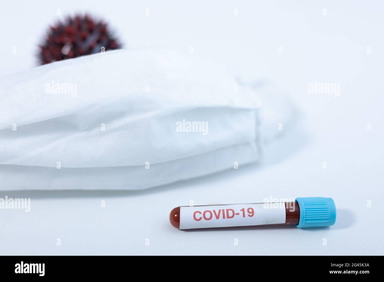 Maschera utile contro la pandemia del cavid19 del coronavirus Foto Stock