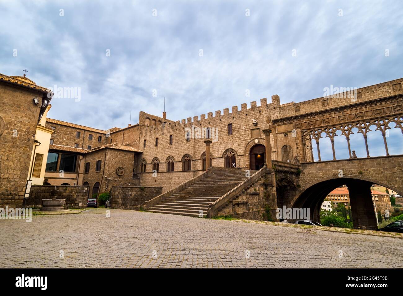 Palazzo dei Papi XIII secolo - Viterbo, Italia Foto Stock