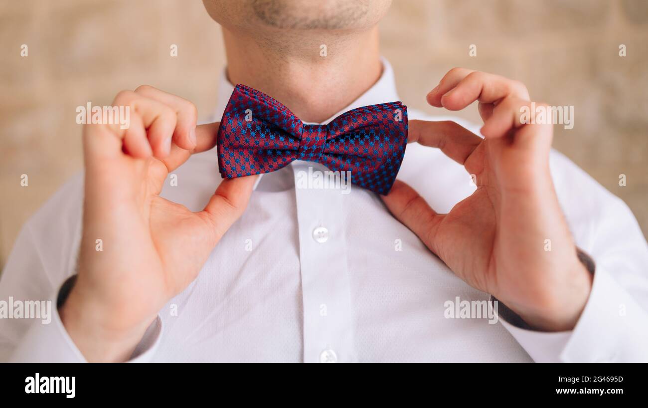 Il filtro bow tie. Chiudere il telaio Foto Stock