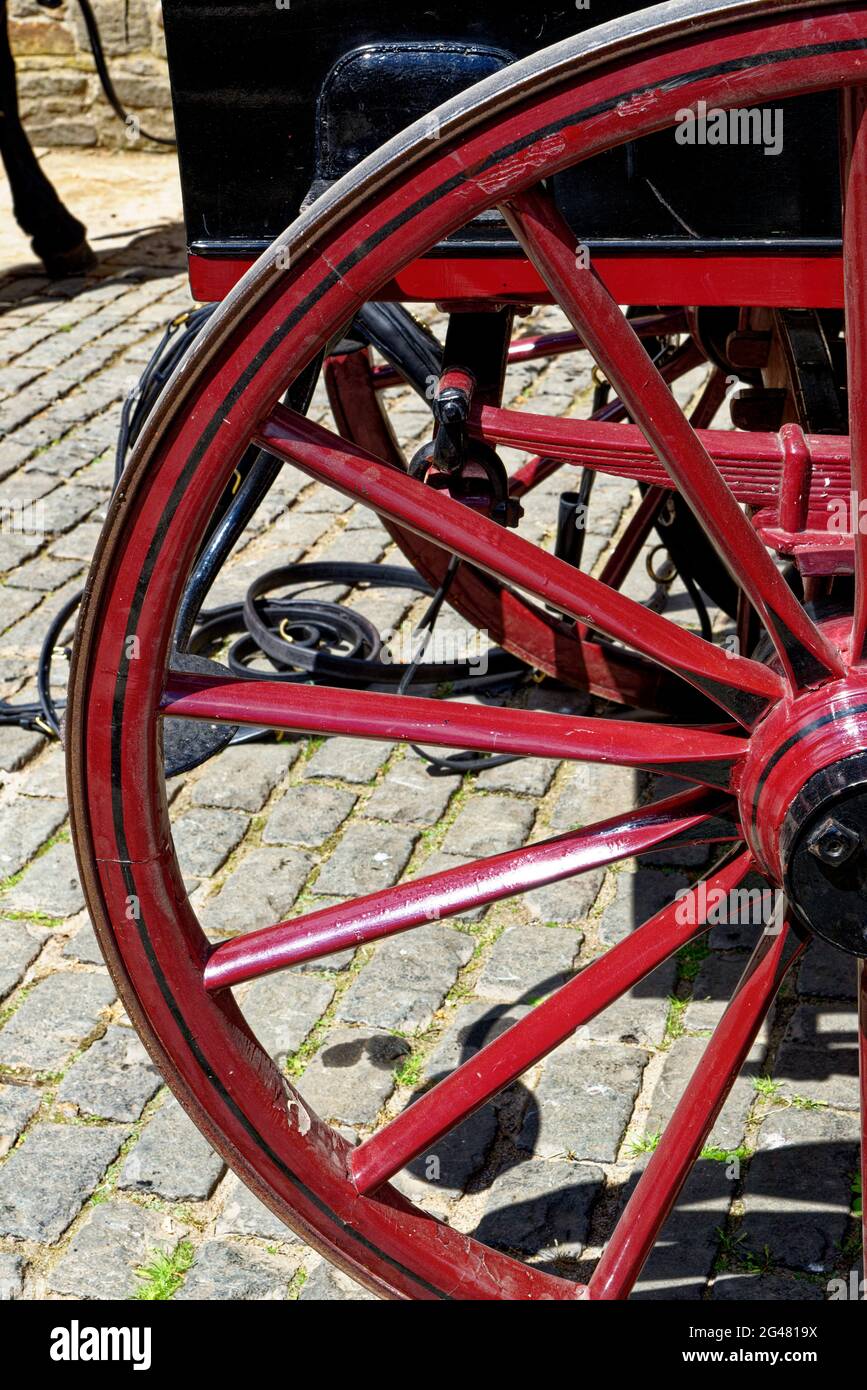 Vendemmia - Dettagli della ruota del carro di legno - Beamish Village, Durham County, Inghilterra, Regno Unito Foto Stock