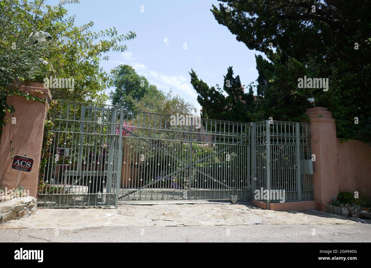 Los Angeles, California, USA 18 giugno 2021 UNA visione generale dell'atmosfera del cantante/cantautore Joni Mitchell's Home/house a Bel Air, Los Angeles, California, USA. Foto di Barry King/Alamy Stock foto Foto Stock