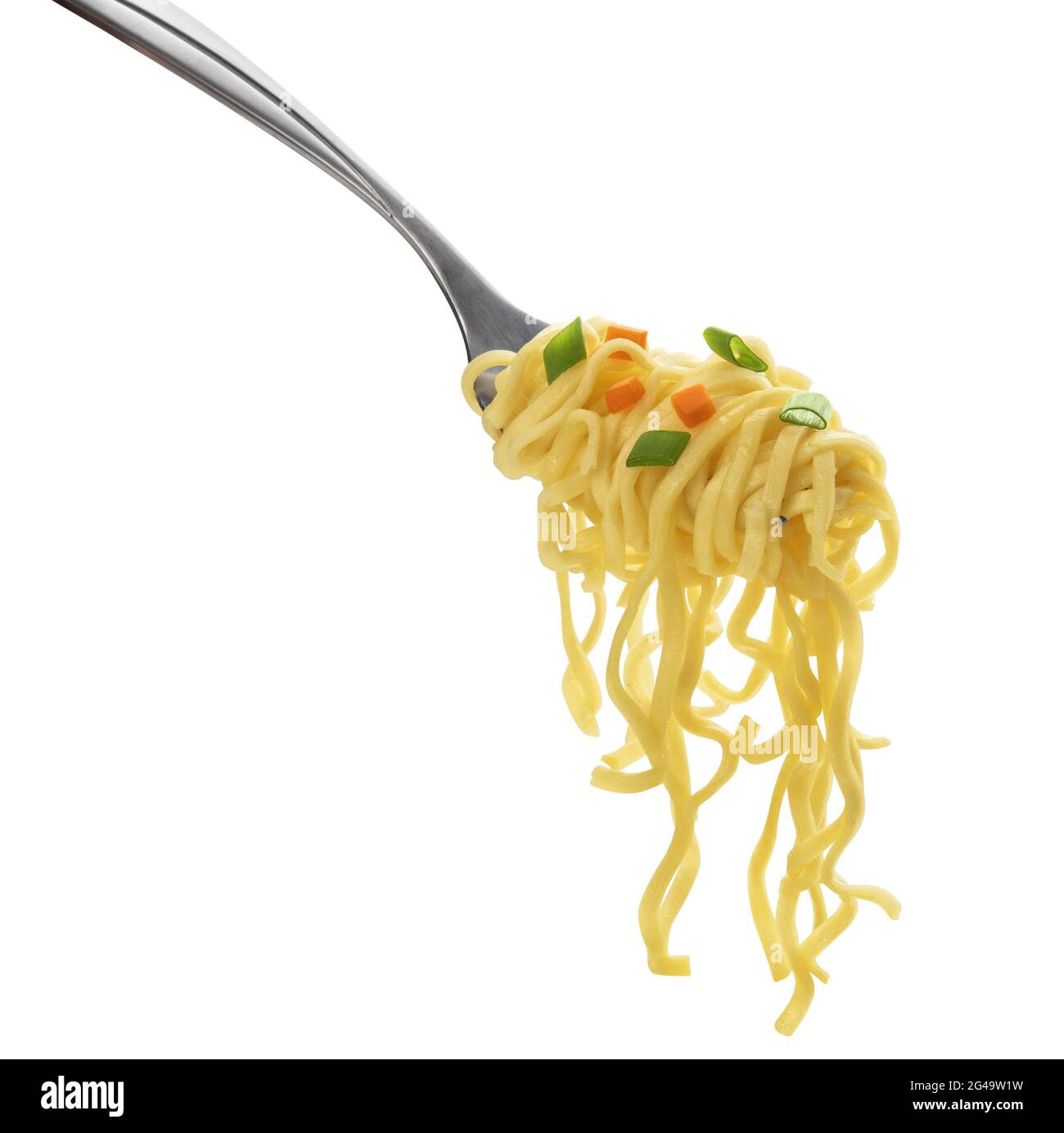 Noodles istantanei con forchetta isolata su sfondo bianco Foto
