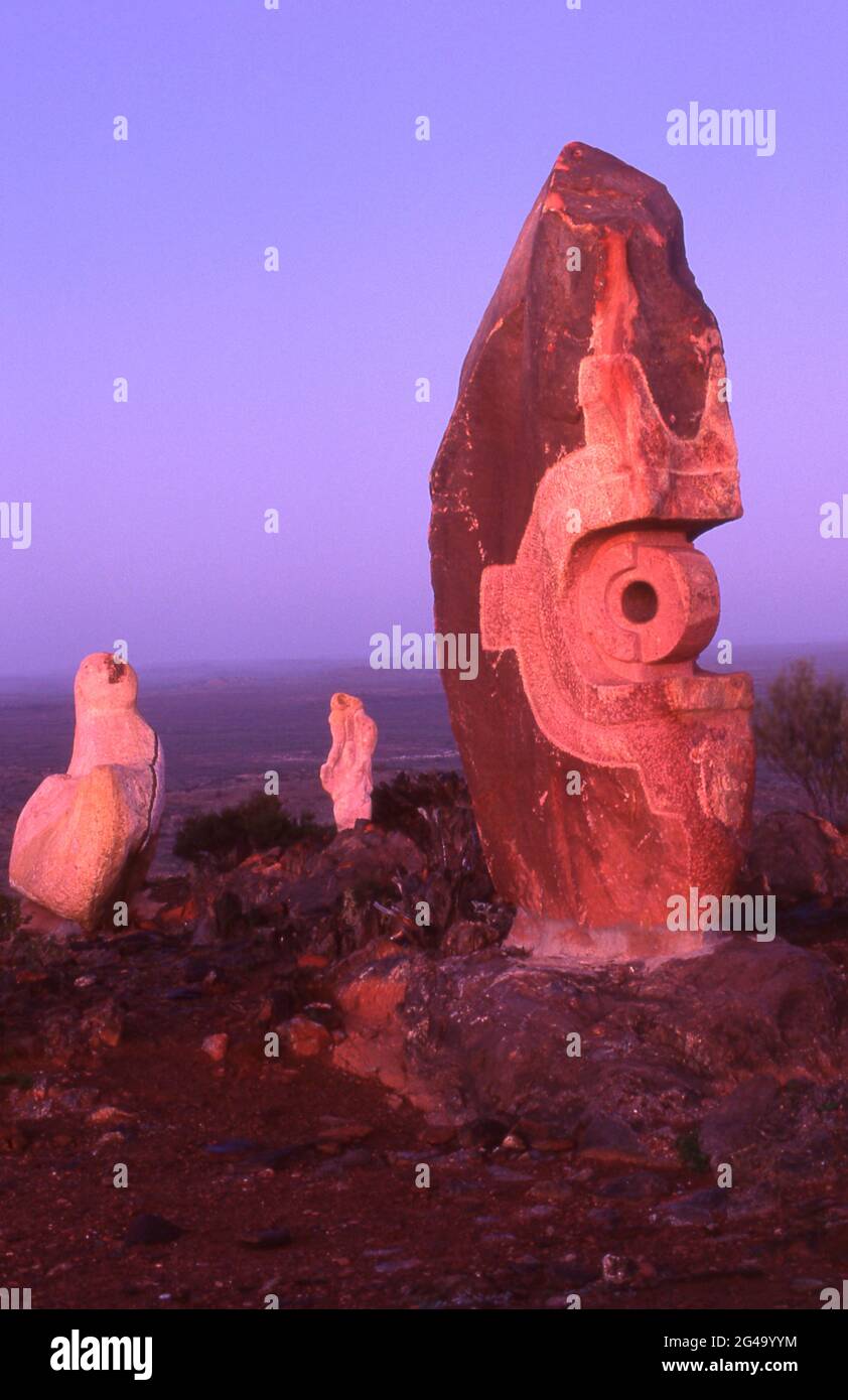 Il Living Desert Riserva è situato a 9 km da Broken Hill, entro il Living Desert è il Simposio di scultura (12 sculture). NSW, Australia. Foto Stock