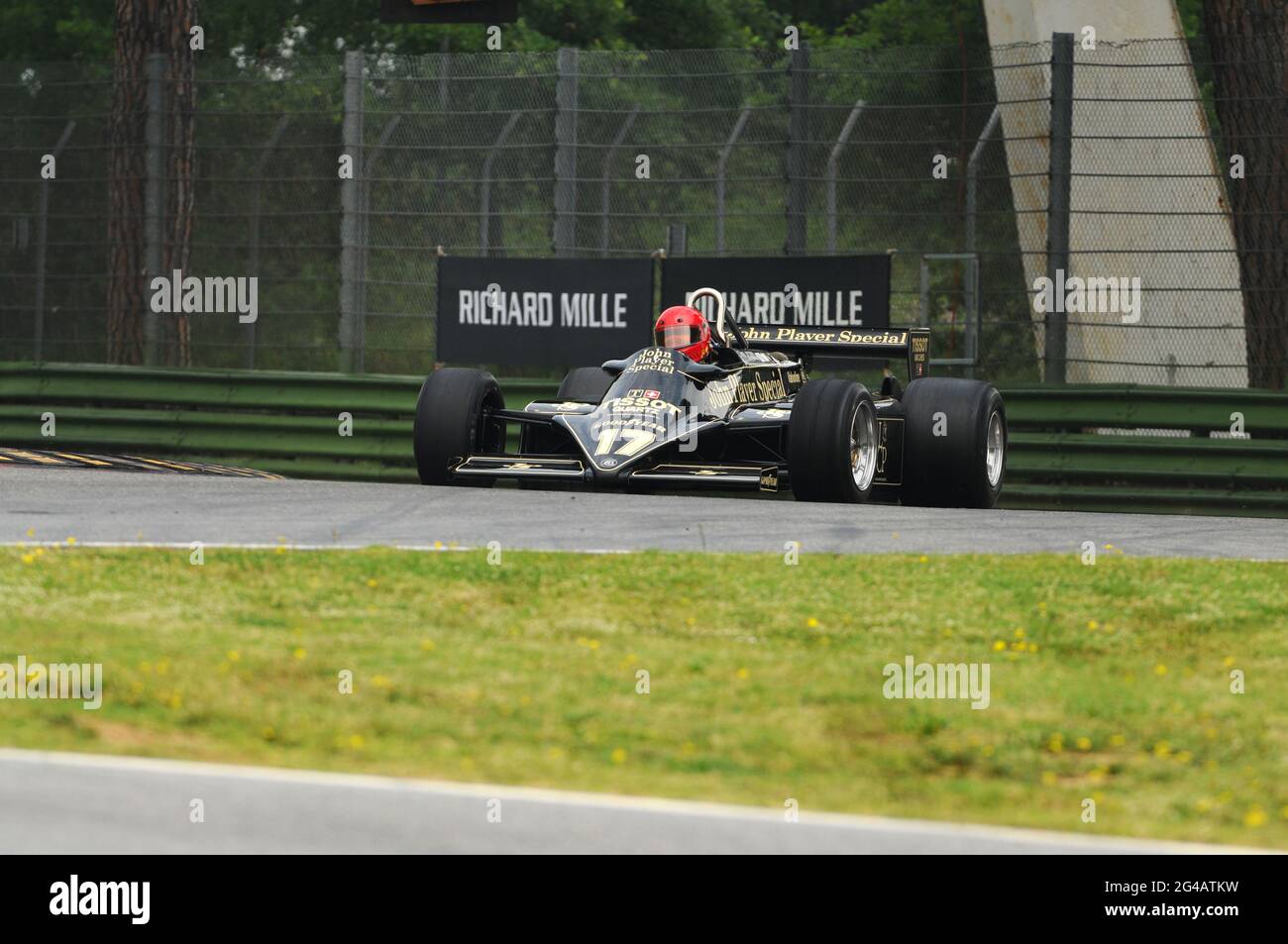 Imola, 6 giugno 2012: Pista sconosciuta sulla Classic F1 Car 1982 Lotus 87 ex Elio De Angelis - Nigel Mansell durante le prove di Imola Classic 2012 su Imola Circ Foto Stock
